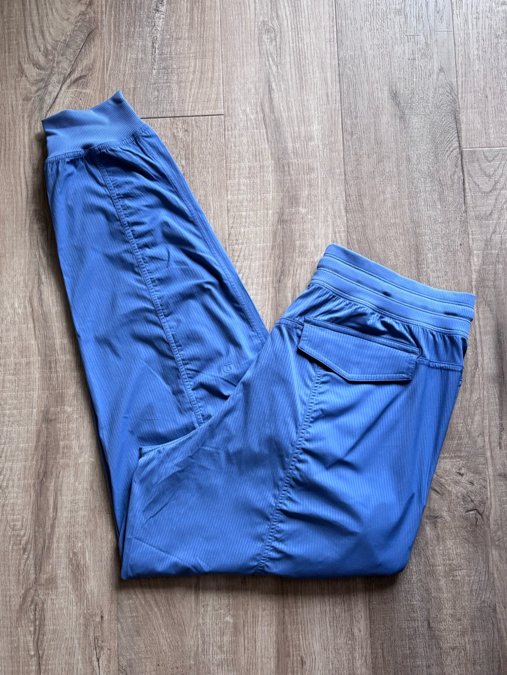 Lululemon Dance Studio Relaxed-Fit Mid-Rise Cargo Jogger in Oasis Blue